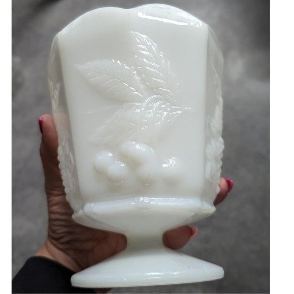 Vintage Cottagecore NAPCO Milk Glass Pedestal‎ Vase Grape Harvest Scalloped